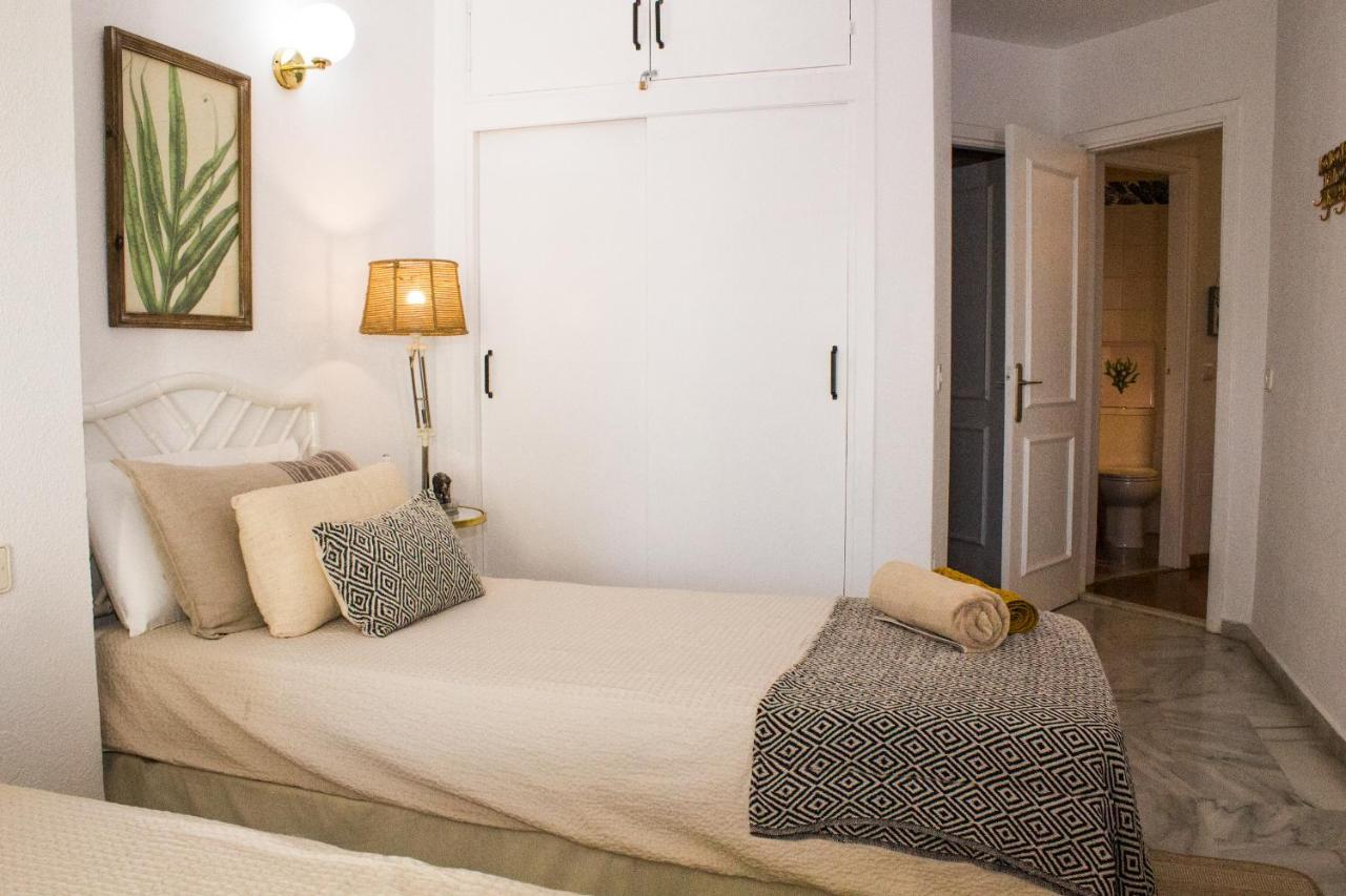 Benalgolf Lovely Apartment In Benalmadena With Sea Views, Excellent Wifi Connection, Private Backyard With Bbq Luaran gambar