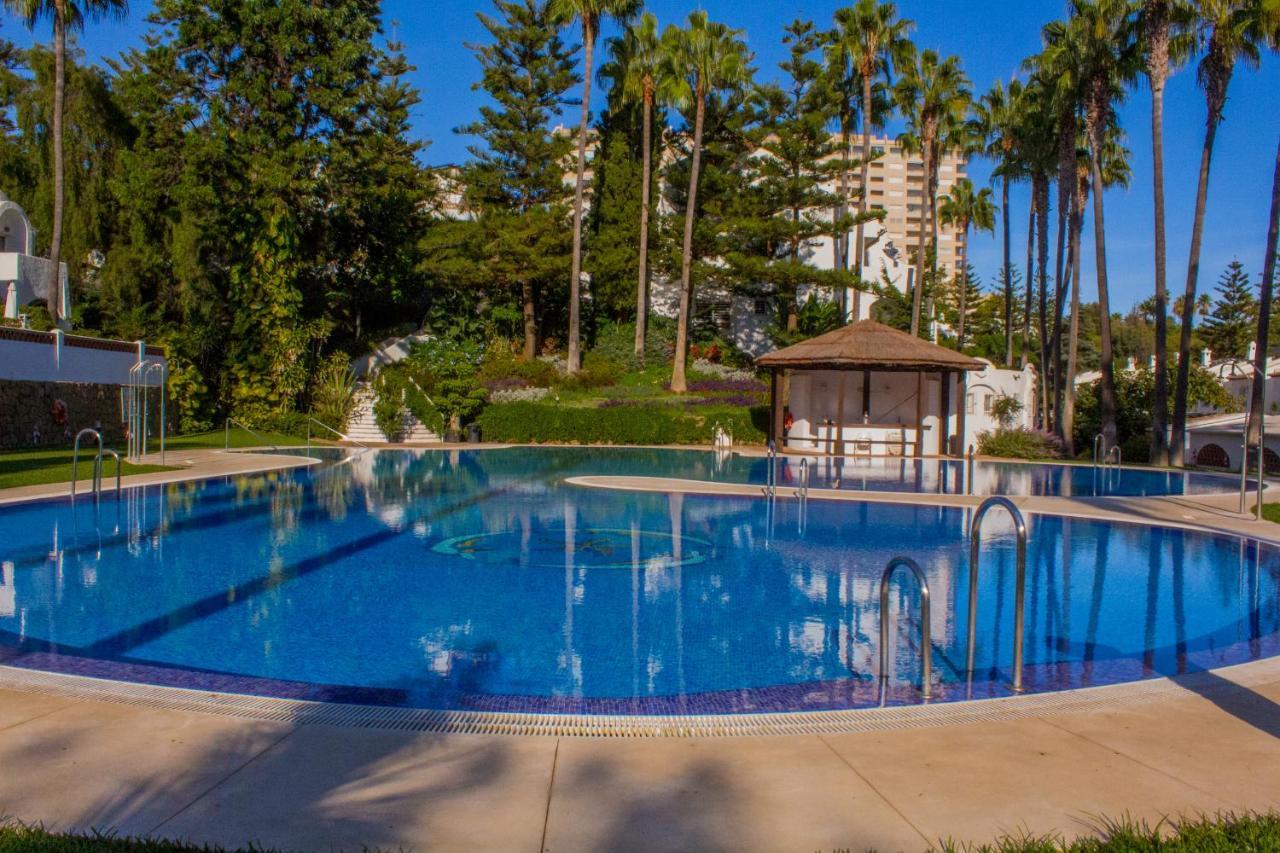 Benalgolf Lovely Apartment In Benalmadena With Sea Views, Excellent Wifi Connection, Private Backyard With Bbq Luaran gambar